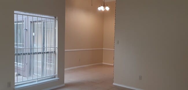 Photo - 8223 Furlong Ln