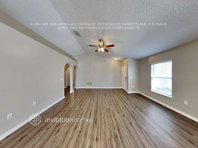 Photo - 17032 Holmby Ct