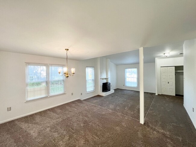 Photo - Fantastic 3 Bed 2 Bath Home Sitting On A S...
