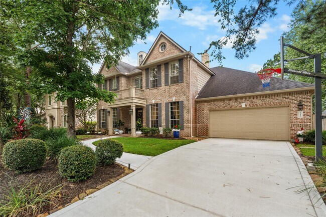 Photo - 131 E Beckonvale Cir