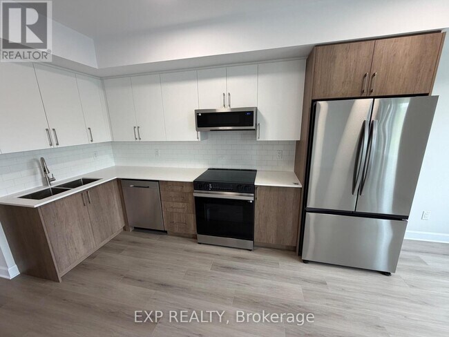 Photo - 258 Montfort St.