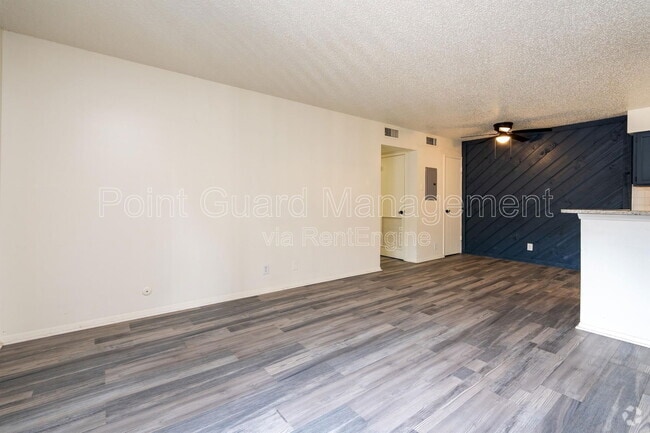 Building Photo - 2756 N Charles Ave Unit 2 Rental