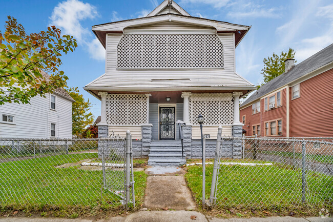 Building Photo - 2826 E 124th St Rental