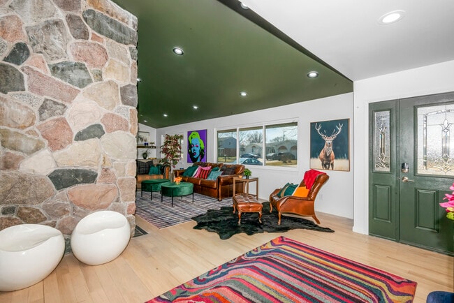 Photo - MCM Ranch : Modern 5BR Near Henry Ford & McLaren