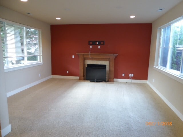 Photo - 10934 Eastridge Dr NE