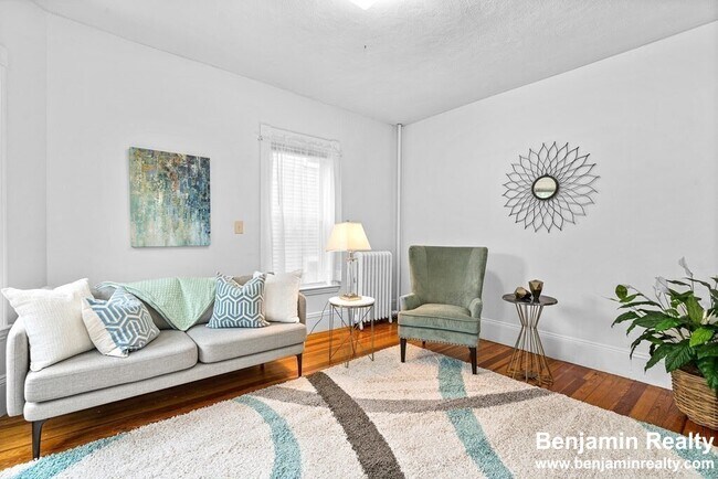 Photo - 7 Washburn Ter Unidad 1