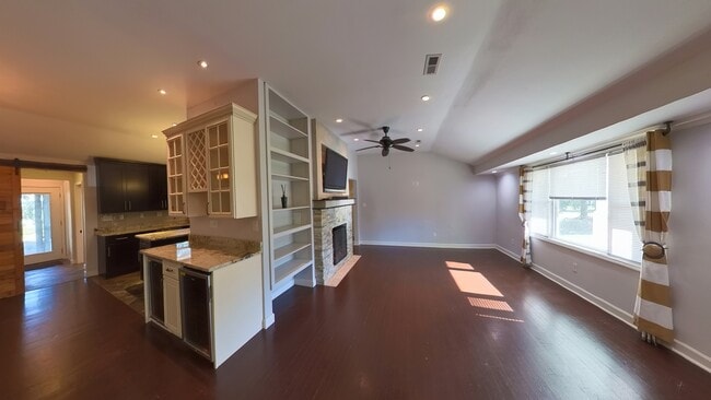 Photo - 710 Yucca Ave