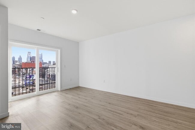 Photo - 915 N Broad St Unit 606