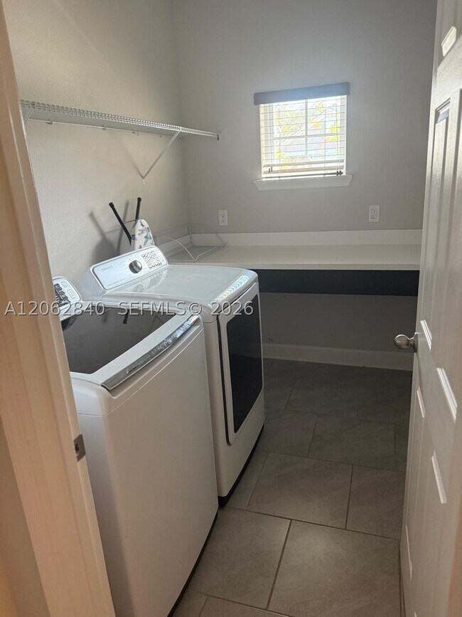 Photo - 110 Foxcross Ave