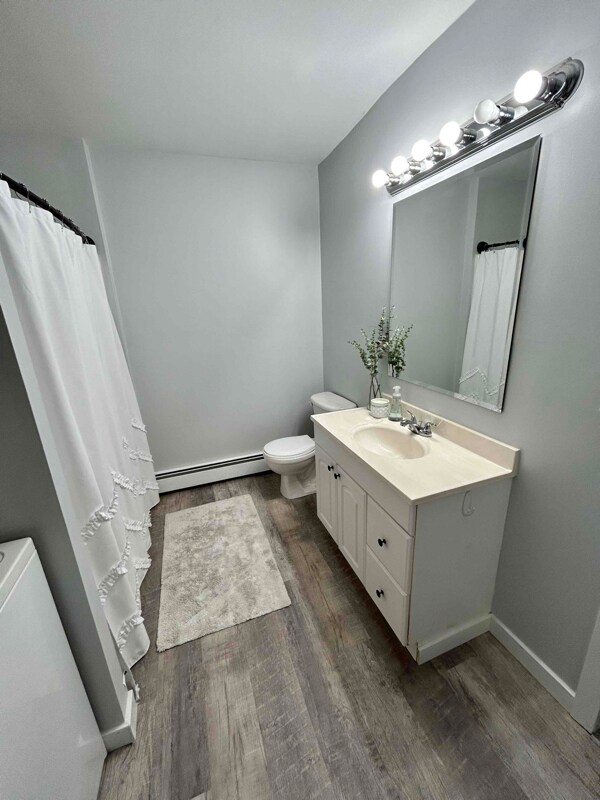 Photo - 882 Fuller Rd Unit B