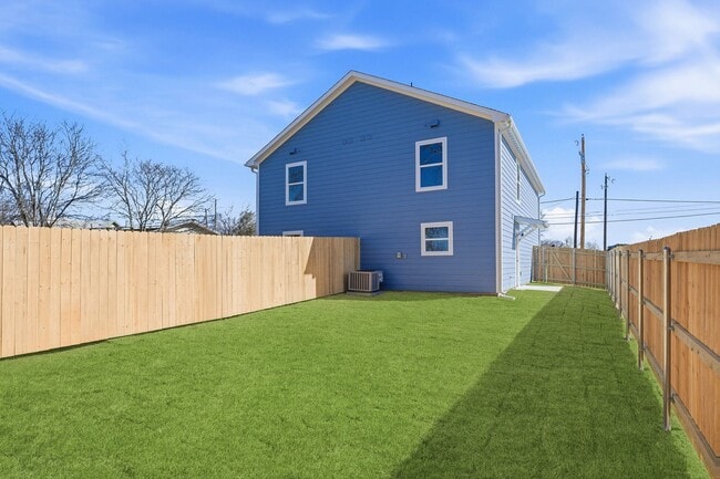 Photo - Brand New, Modern, and Ready for You in Temple, TX!