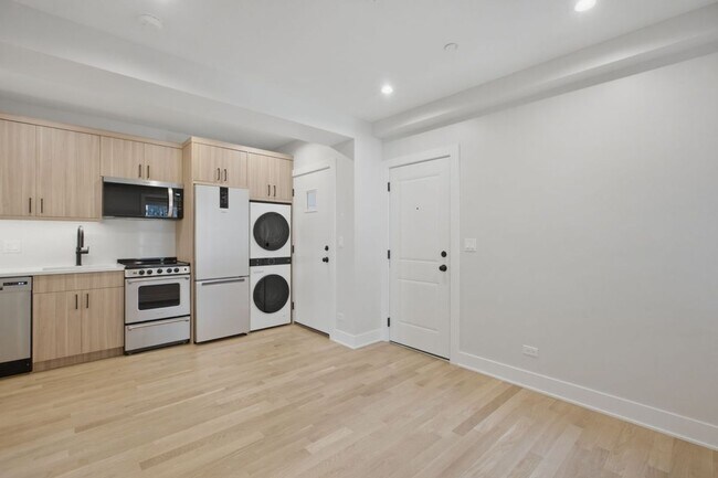 Photo - 2237 N Bissell St Unit 2241-GW