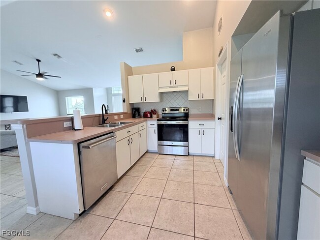 Photo - 1005 SW 18th Ave