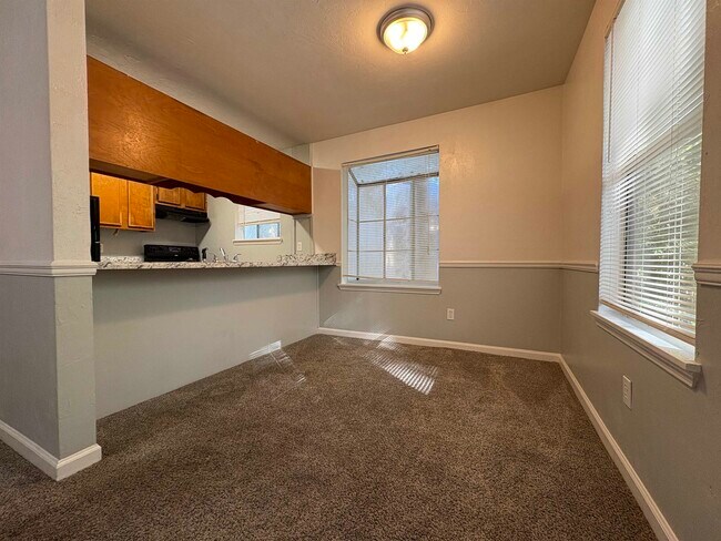 Photo - 1810 Sylvan Ct