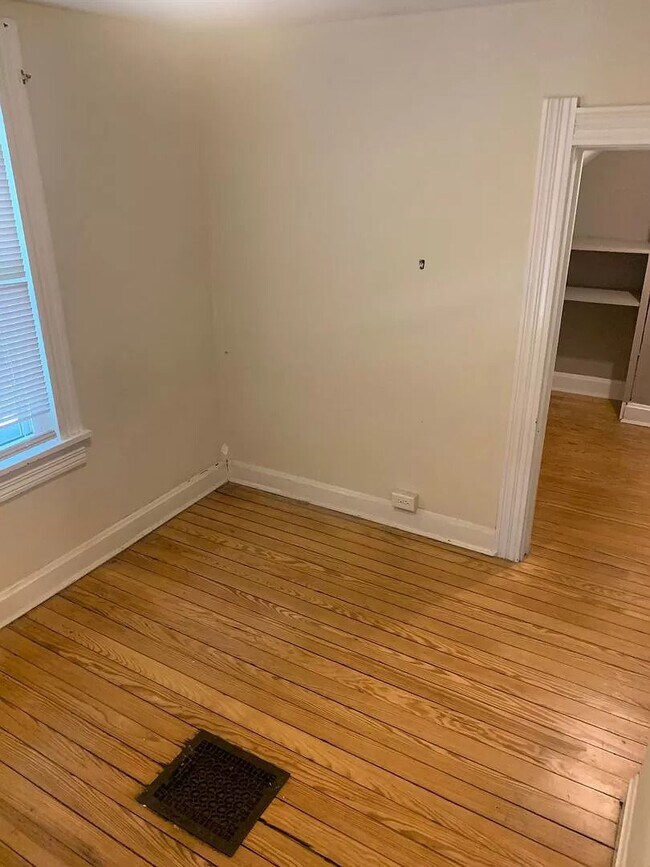 Photo - 308 S Madison St Apartamento Unidad 1