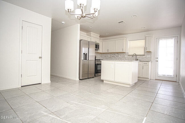 Photo - 13106 Cleethorpes St
