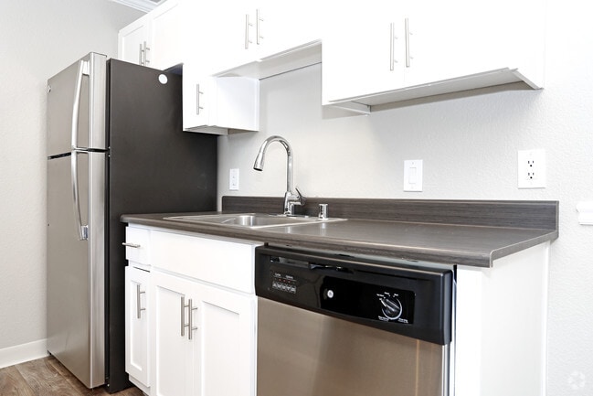 Plum Tree Apartments