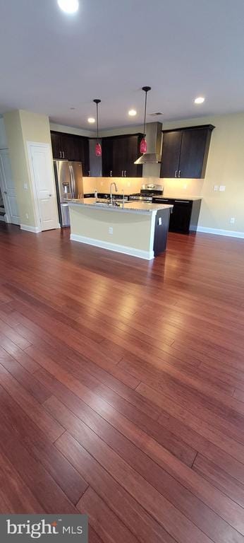 Photo - 1 N Commerce Square