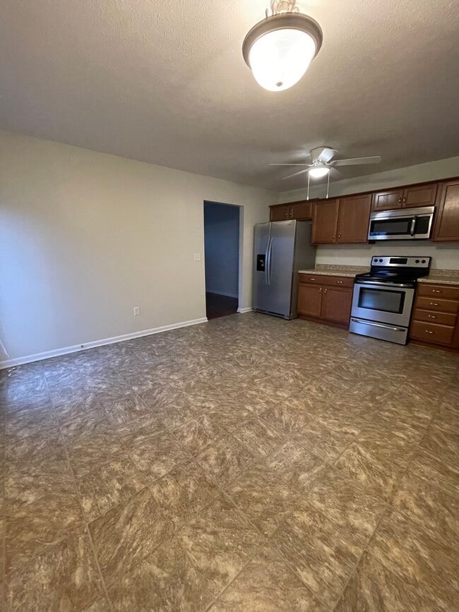 Photo - 104 Melody Ct