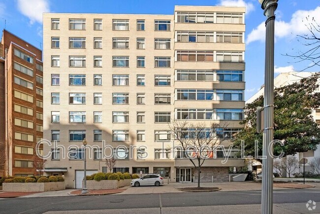 Building Photo - 2401 H St NW Unit #208 Rental