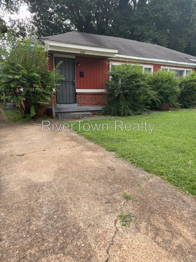 Photo - 108 N Holmes St