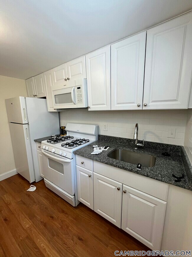 Photo - 381 Harvard St Apartamento Unidad 1A