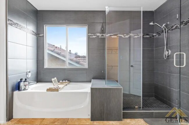 Photo - 11515 Presidential Rd