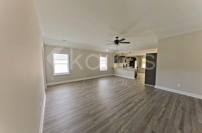 Photo - 120 Allentown Ln