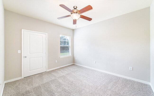 Photo - MAA Ashton Oaks Apartments