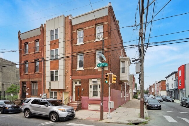 Photo - 1746 N 16th St Unit 1F