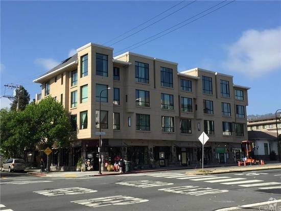 Building Photo - 1801 University Ave Unit 203 Rental