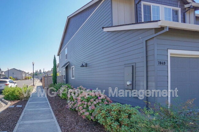 Photo - 7049 NE 4th Ct