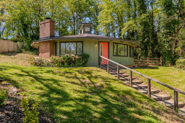 Photo - 112 Scarlett St