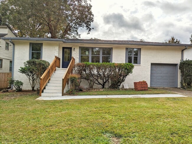 Building Photo - 1260 Calhoun Terrace SW Rental