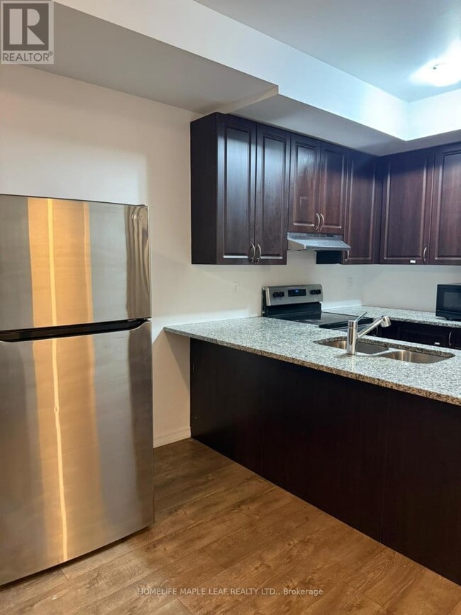 Photo - 261 Danzatore Path