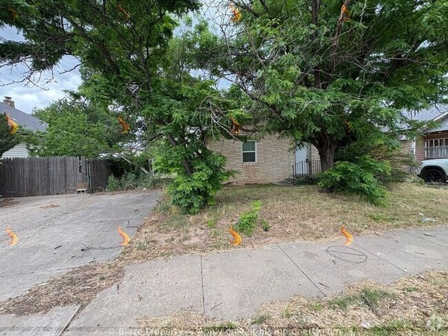 Building Photo - For Rent: 2 Bed / 1 Bath Home – Ready for ...