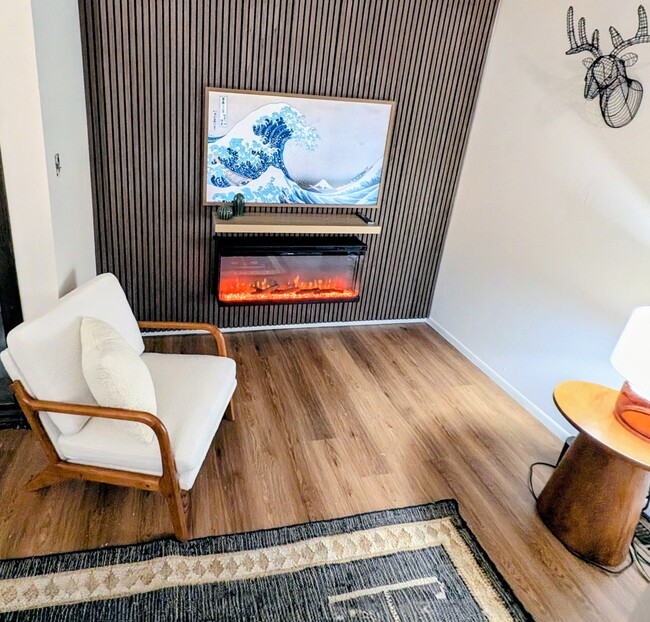 Building Photo - 510 Pitkin St Unit C4