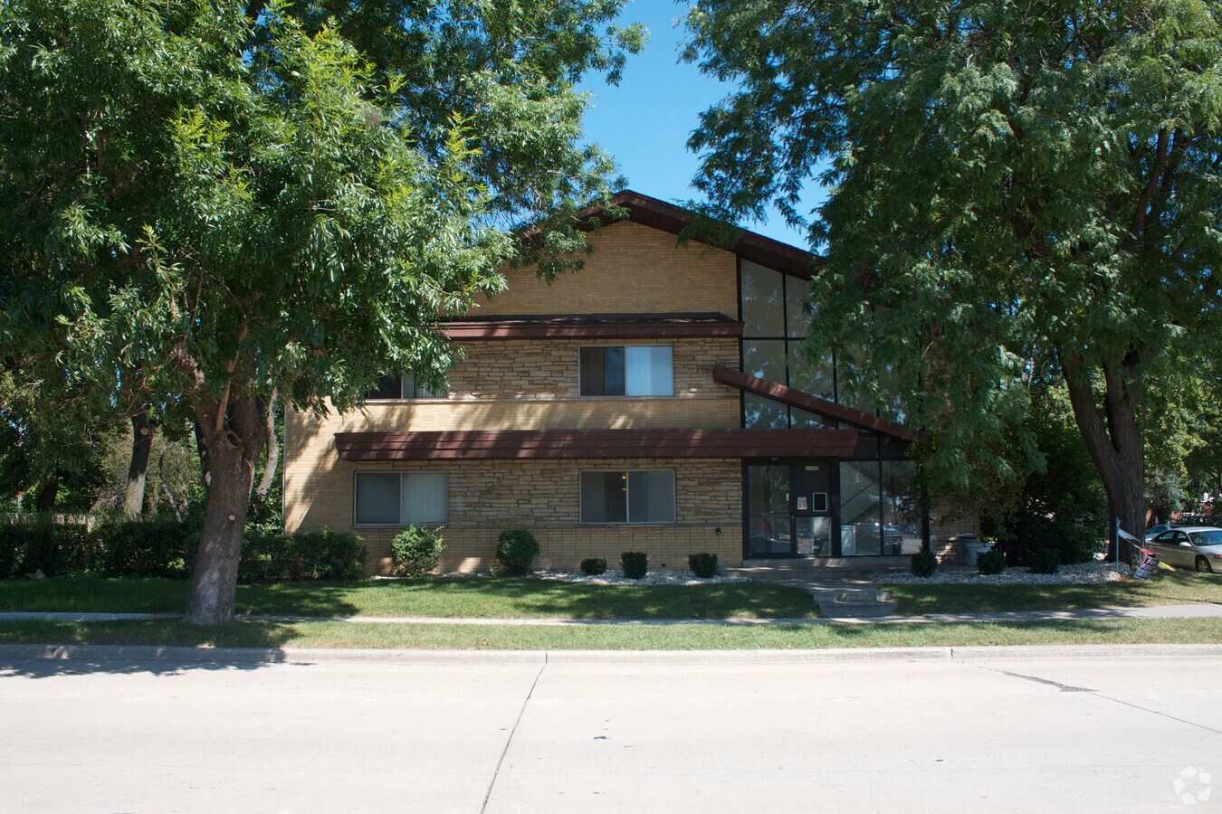 Photo - 11104 W Greenfield Ave Apartments