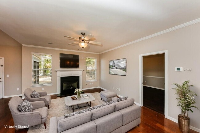 Photo - 4550 Black Hills Dr NW