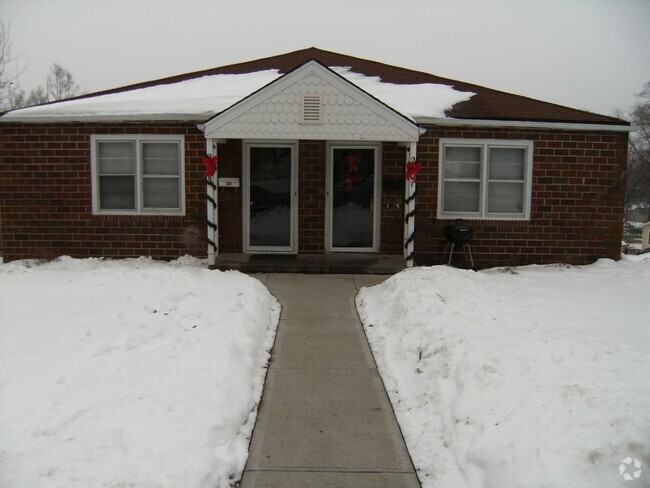 Building Photo - 2301-2303  N 48 St Unit 2301 Rental