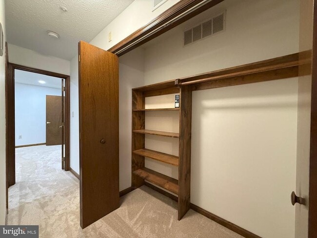 Photo - 44790 Locust Ridge Ct Unit 9B