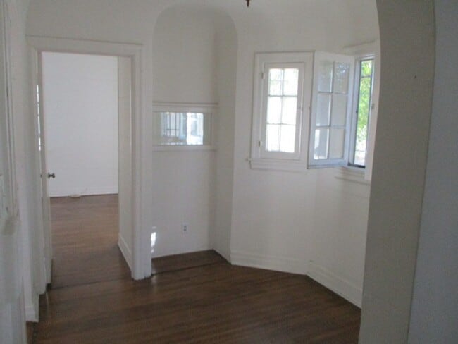 Photo - REDONDO/EDGEWOOD Unit 1088