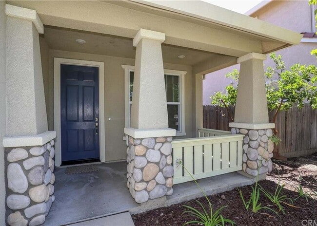 Photo - 468 Beckman Way