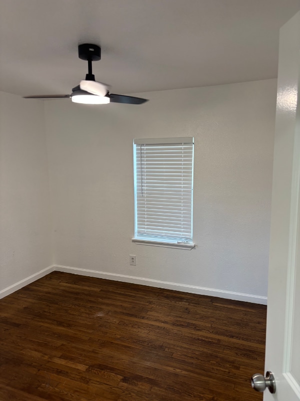 Photo - 2215 Mouser Ln