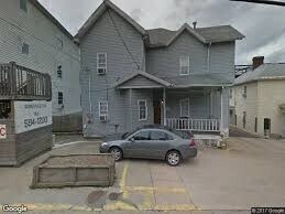 Downtown House - 6 Bedroom/ 2 Bathroom Lar... - Downtown House - 6 Bedroom/ 2 Bathroom Lar...