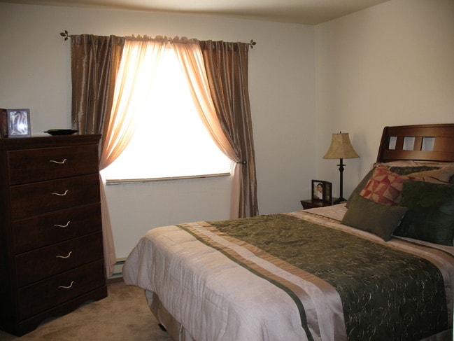 Camelot East Apartments