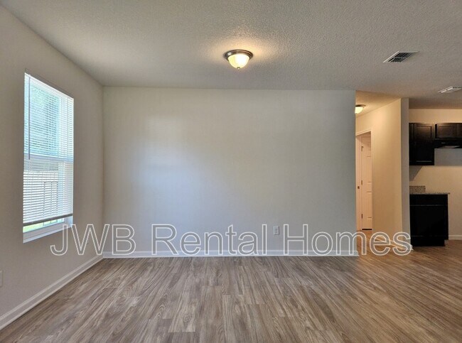 Photo - 8015 Mattox Ave