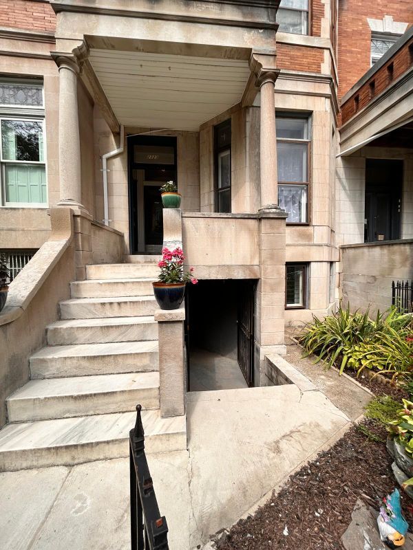 Building Photo - 2323 Eutaw Pl Rental