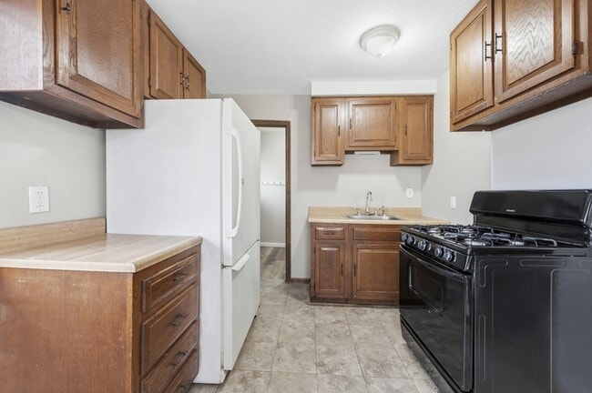 Photo - 8048 Timken Ave