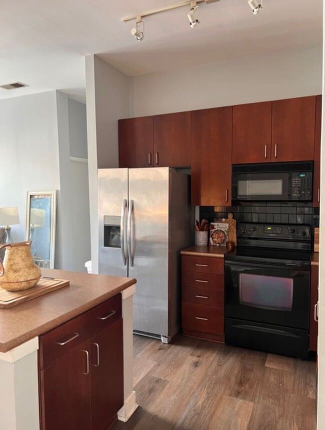 Photo - 2125 Southend Dr Unit 238